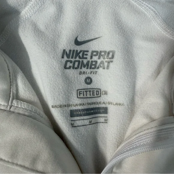 Women’s Nike Pro Combat Therma Fit Fitted 1/4th Zip Jacket Pullover Long Sleeve - Picture 11 of 15